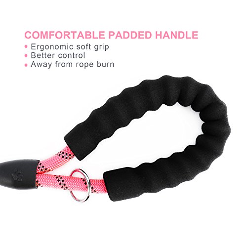 Correa Perro, 1,5m Correa de Perro Fuerte con Mango Acolchado, Hilos Altamente Reflectantes, Bolsas para excrementos de Perro con dispensador para Perros Pequeños, Medianos y Grandes, Rosa