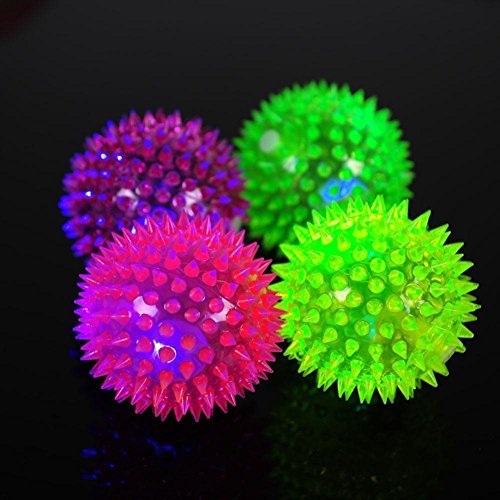 Leezo Bola de juguete para mascotas Perro Cachorro Gato Mascota Luminosa Elástica Squeaky PVC Muerde Masticar Bolas de Rebote de Erizo Divertido Juguete Suministros de Entrenamiento (color al azar)