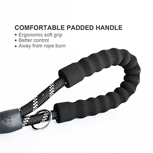 Correa Perro, 1,5m Correa de Perro Fuerte con Mango Acolchado, Hilos Altamente Reflectantes, Bolsas para excrementos de Perro con dispensador para Perros Pequeños, Medianos y Grandes, Negro