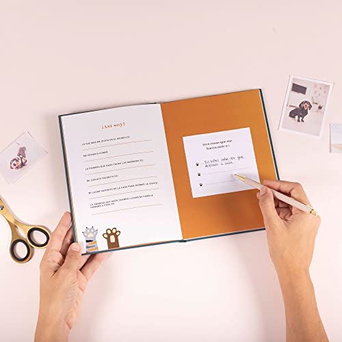UO Álbum de mascotas. Álbum fotos para mascotas. Regalo para mascotas. Álbum con mensaje. “Mi mejor amig@ pelud@”. Tapa dura. Papel ilustrado 140gr, 64 páginas, 14,8x21 cm, Verde (21OTLMS)